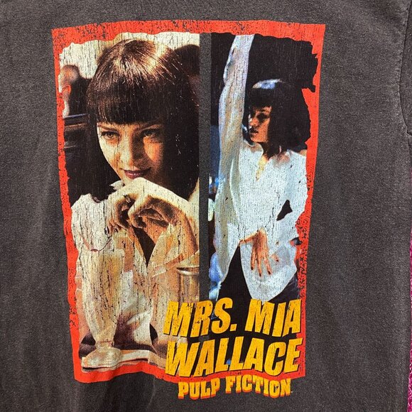 Pulp Fiction Mrs Mia Wallace Poster Movie Tee L - Picture 2 of 5